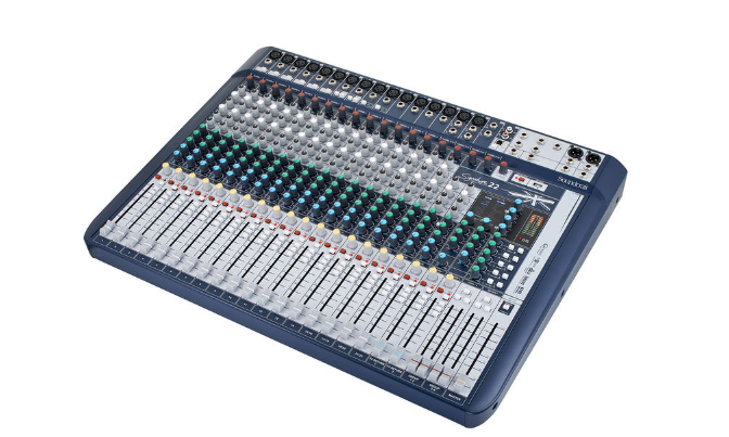 Soundcraft Signature 22